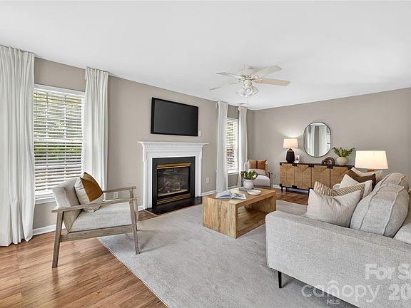 2nd image of 12624 Cardinal Woods Dr