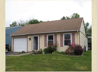 8 Lambeth La, Manchester, NJ 08759