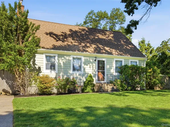 56 Burney Boulevard, Mastic, NY 11950