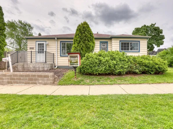 8325 West Arthur AVENUE, West Allis, WI 53219