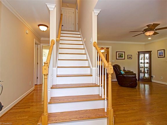 3rd image of 7402 Fairhaven Dr