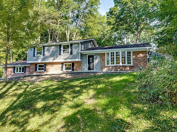 3rd image of 7659 Bircklan Dr