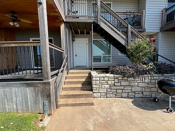 2nd image of 105 W Doyle St APT 17