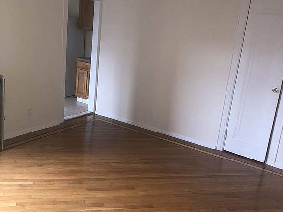 4th image of 4308 28th Ave APT 7