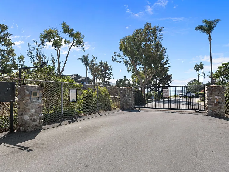 2988 Solimar Beach Dr — Photo 37