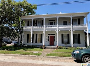 101 N De Leon St, Victoria, TX 77901