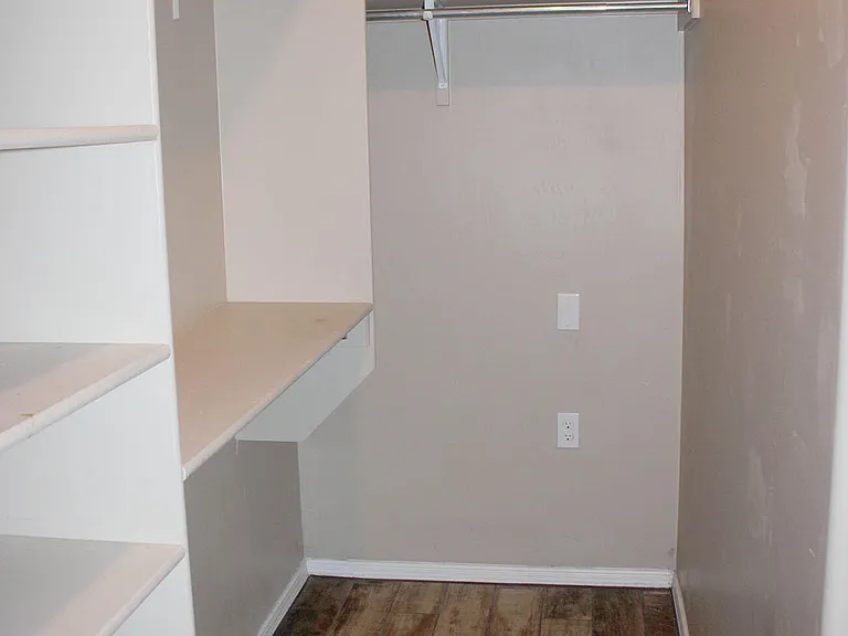 853 Blue Park Ave — Photo 13
