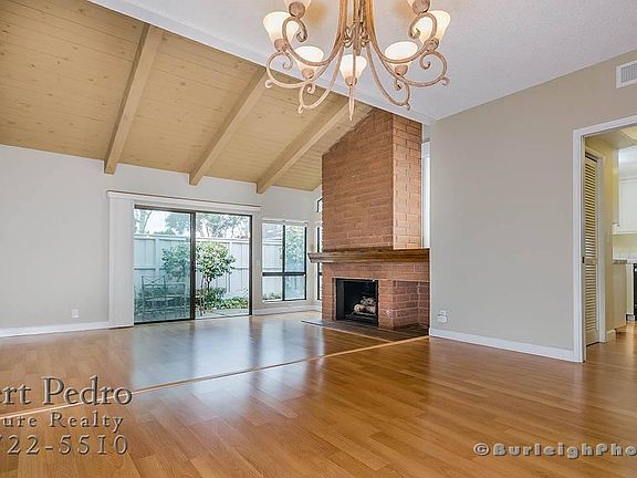 3rd image of 32 Admiralty Pl