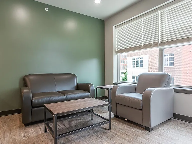 The Bentley Apartments — Photo 19