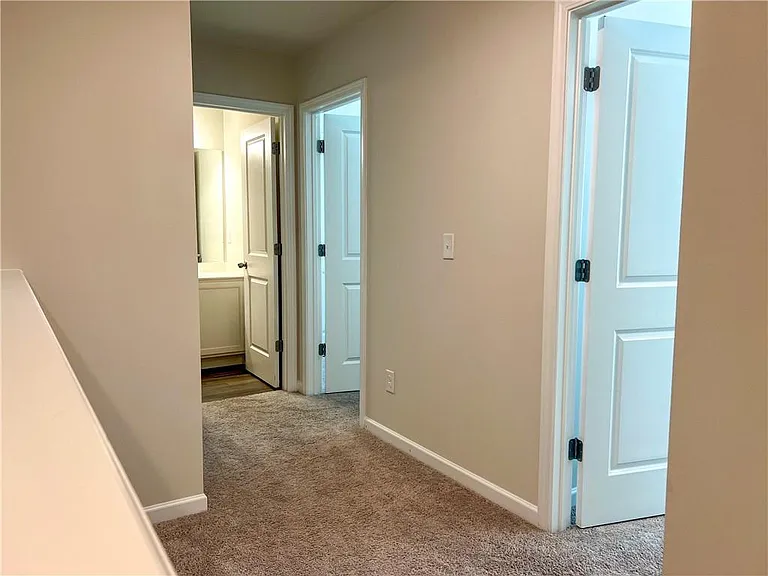 6321 Rosetta Dr — Photo 18