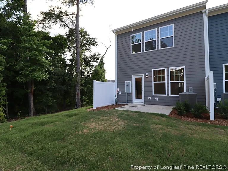 961 Kensley Grove Ln — Photo 36