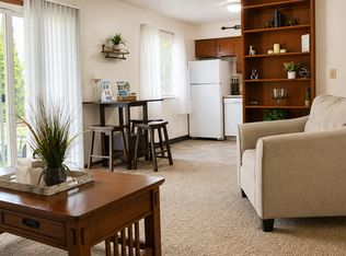 Fountain Park Apartments | Specials Available, Bloomington, IN 47408