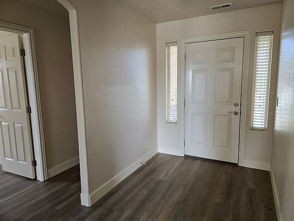 2nd image of 1524 Southern View Dr