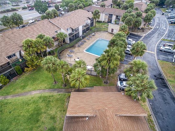 5th image of 6320 Newtown Cir #20B6