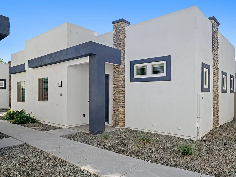 Olive Queen Creek — Photo 19