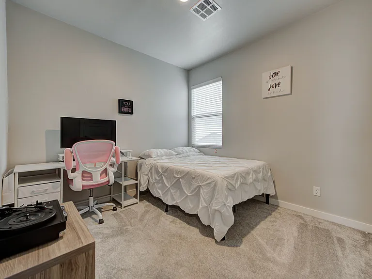 2516 NW 131st St — Photo 46