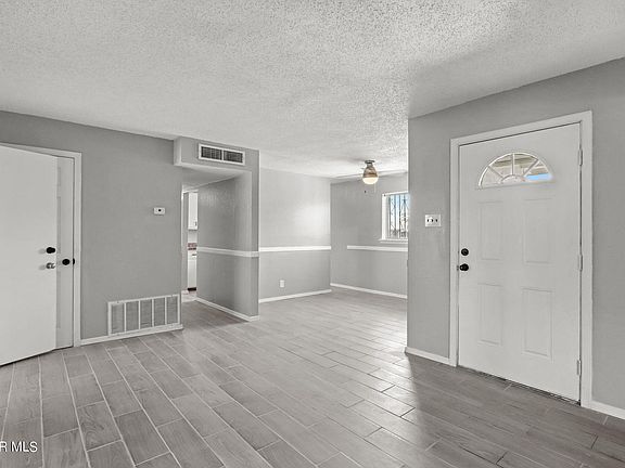 2nd image of 9560 Waverly Dr