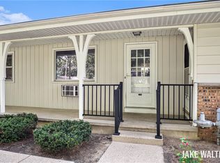 779 Andover St SE, Kentwood, MI 49548