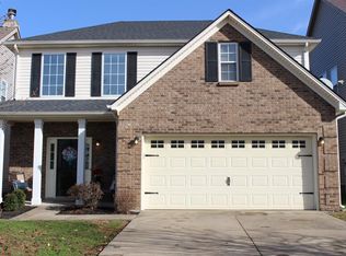 102 Belfair Ct, Georgetown, KY 40324