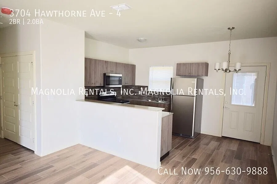 1st Month Free with 13 Month Lease — Photo 4