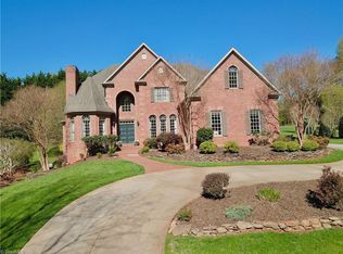 1004 Lissa Anne Ln, Winston Salem, NC 27104