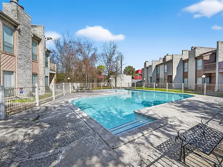 11280 Braes Forest Dr #406 — Photo 45