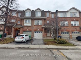3030 Breakwater Ct #35, Mississauga, ON L5B 4N7