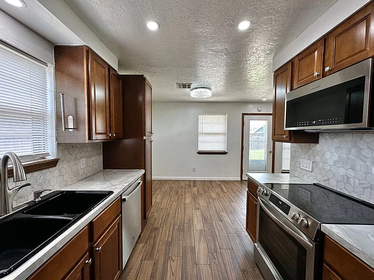 6509 SW Oak Cliff Ave — Photo 12