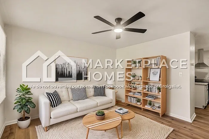 3 bed, 2.0 bath, 1560 sqft, $1,695 — Photo 4