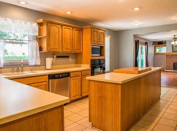 5th image of 6251 Wea Woodland Dr