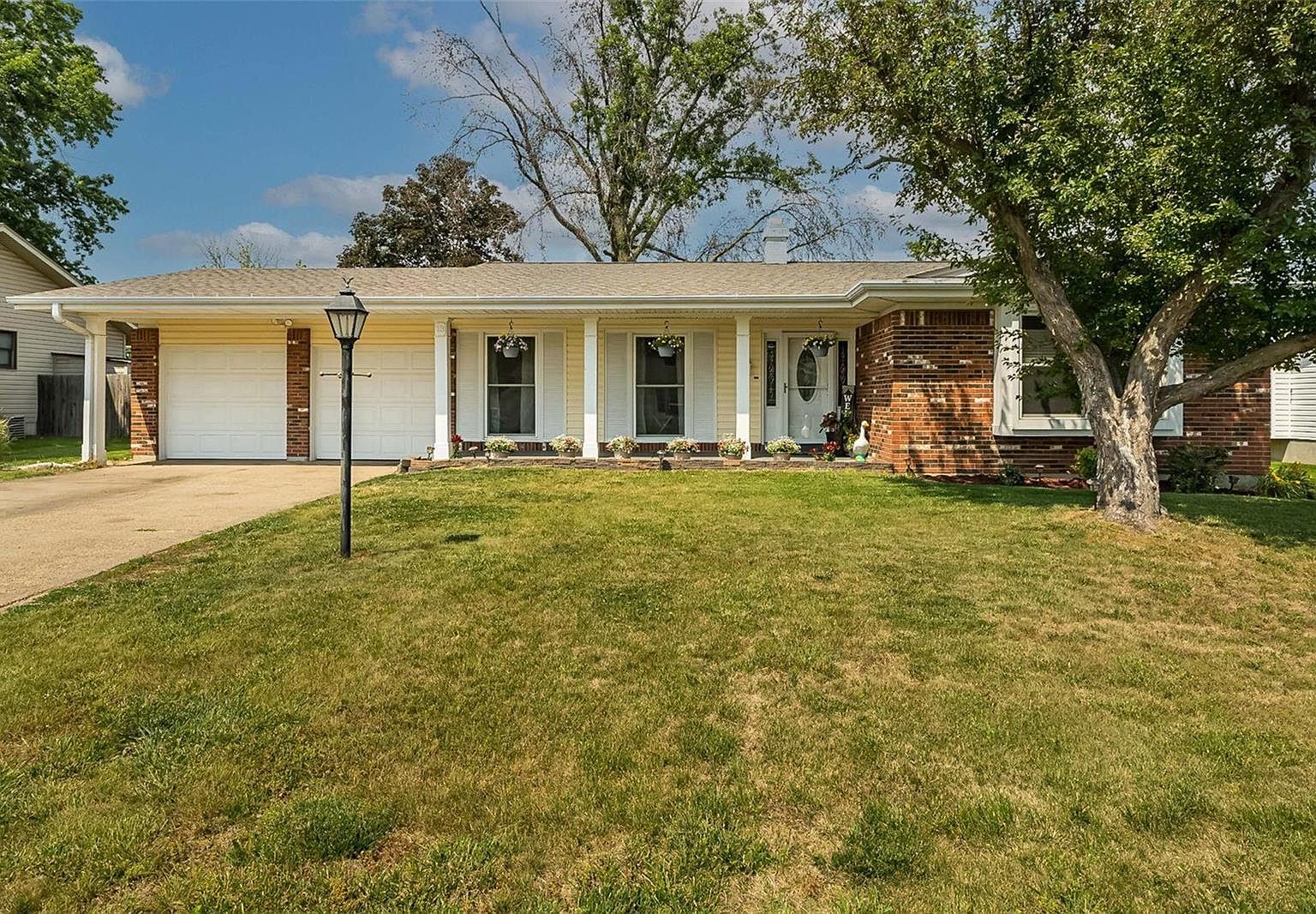 13 S Joyce Ellen Way, Saint Peters, MO 63376 Zillow