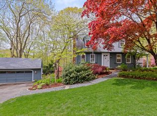 14 W Hills Rd, Ivoryton, CT 06442