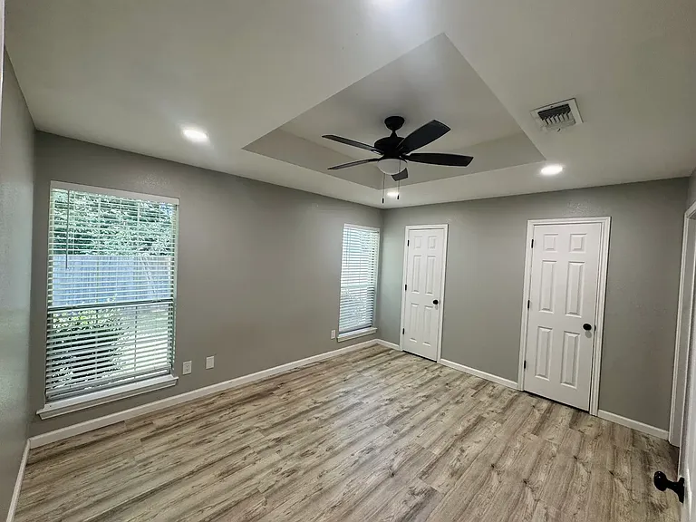 410 Turtle Creek Dr — Photo 8