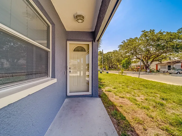 1116 Tangerine St — Photo 15