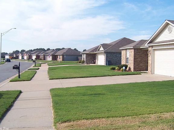 3rd image of 1109 Bittercress Dr