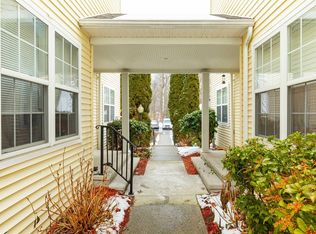 129 Stringham Rd APT 30, Lagrangeville, NY 12540