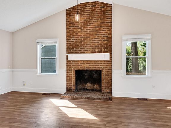 5th image of 2709 Heathersmith Ct