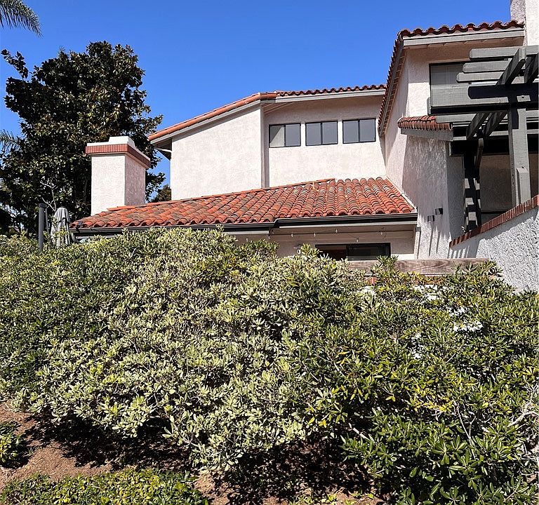 1st image of 11 Cordoba Ct