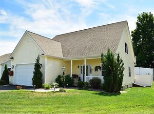 20 Sanford Rdg, East Granby, CT 06026