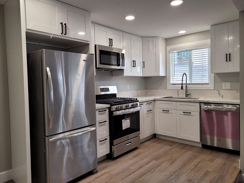1st image of 3609 Newton St #3611