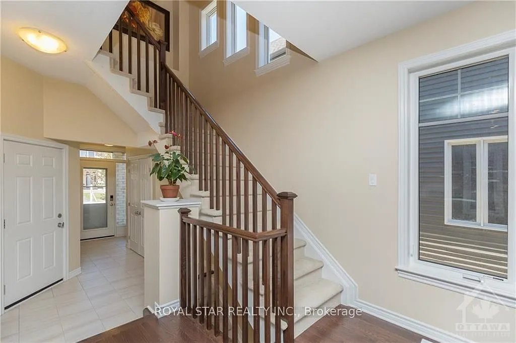 3 bed, $2,850 — Photo 2