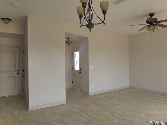 5th image of 3085 E Dafne Avenue