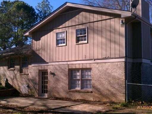 4th image of 2958 Sandra Dr