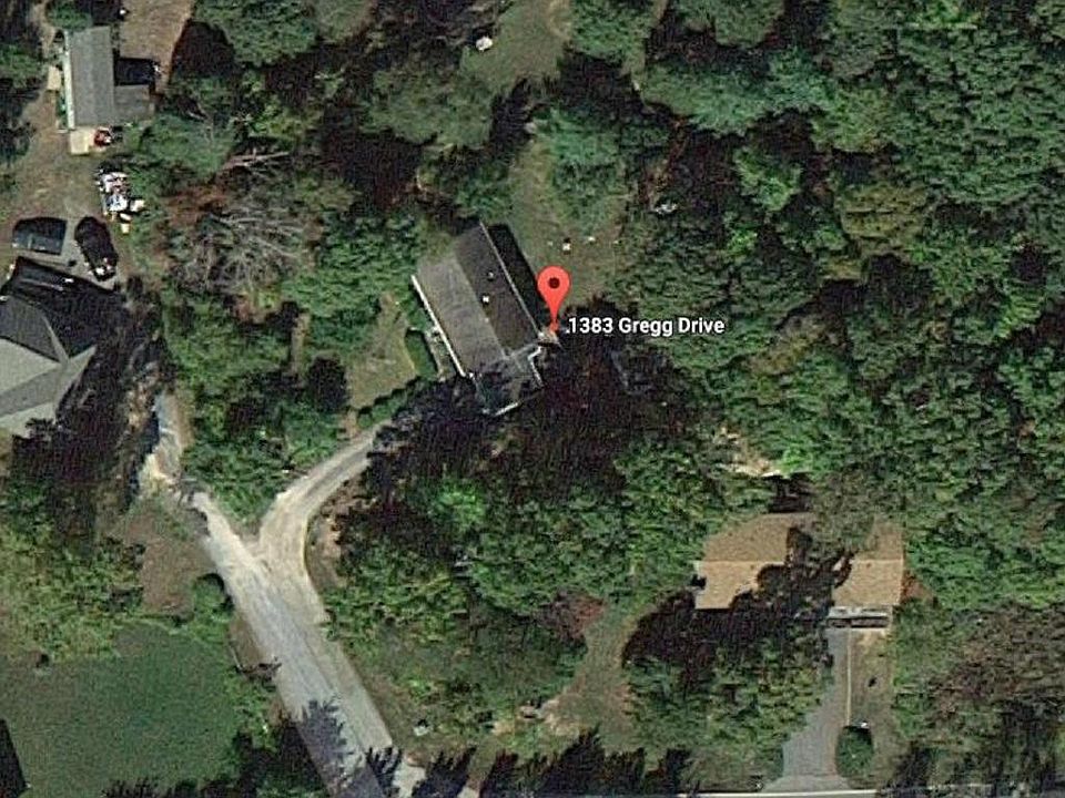 2nd image of 1383 Gregg Dr