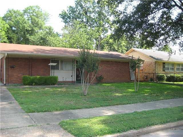 2nd image of 4470 Lawrence Rd #A