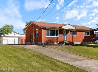 5405 Ronwood Dr, Louisville, KY 40219