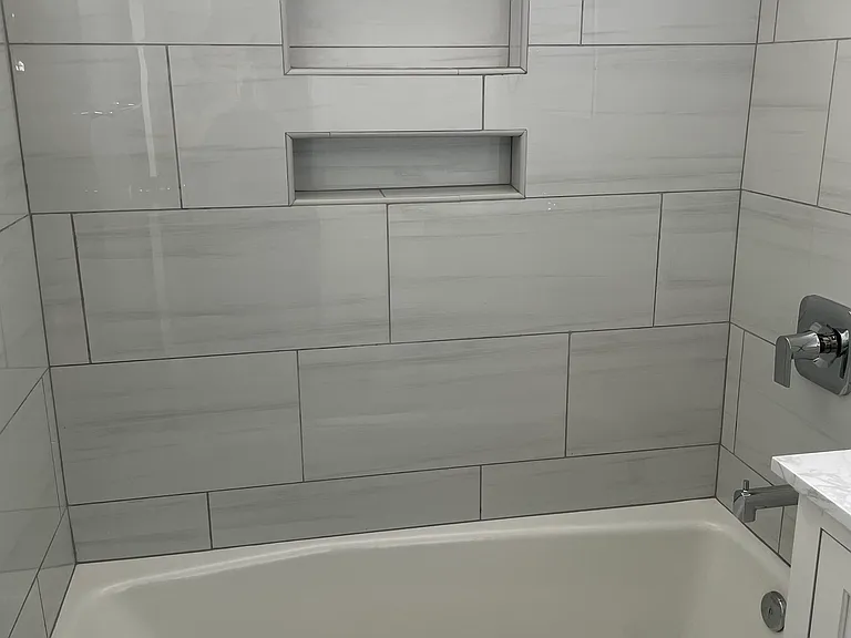 2215 Mathews Ave #4 — Photo 14