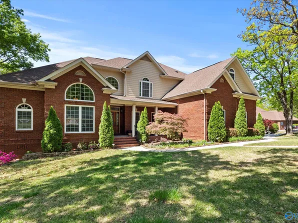 10200 Gibraltar Dr SE, Huntsville, AL 35803