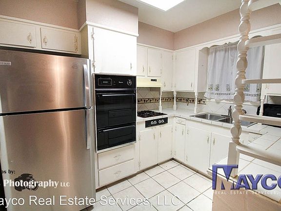 2nd image of 9443 Kroetz Dr