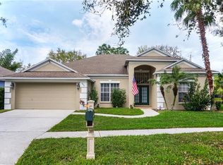 6803 Regents Village Way, Apollo Beach, FL 33572